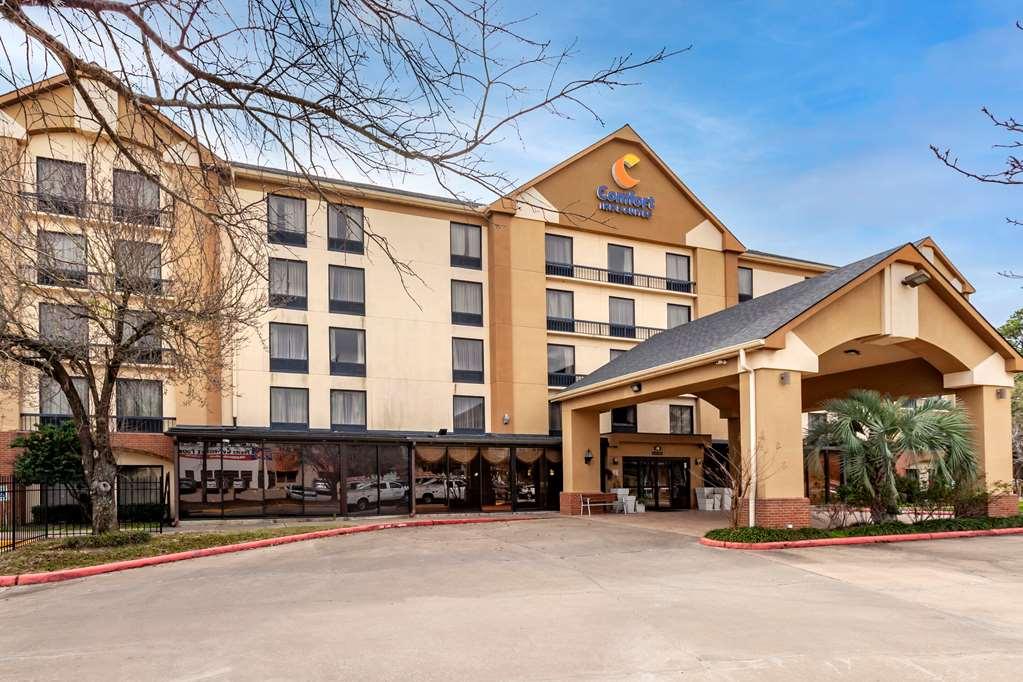 Comfort Inn & Suites Houston I-10 West Energy Corridor Экстерьер фото